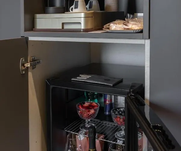 לינה וארוחת בוקר Giargeri 3*